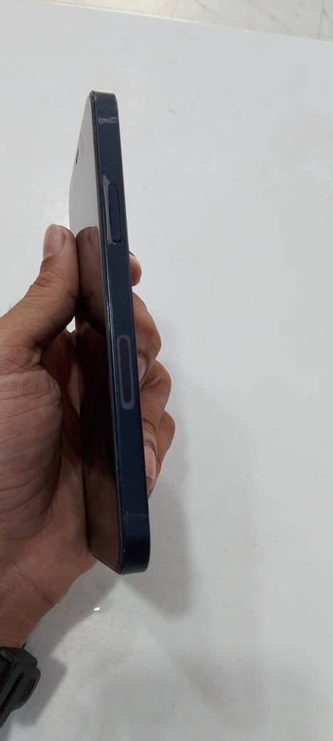 Apple iPhone 12 2