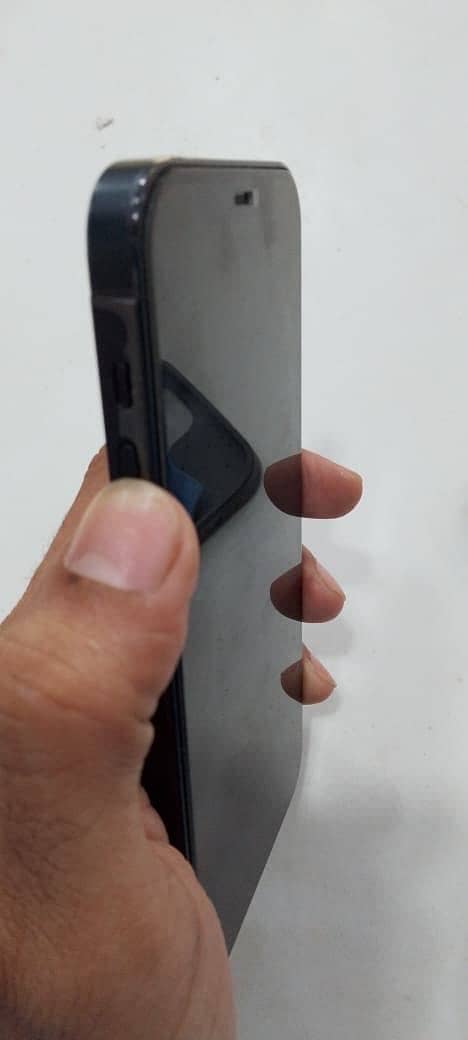 Apple iPhone 12 5