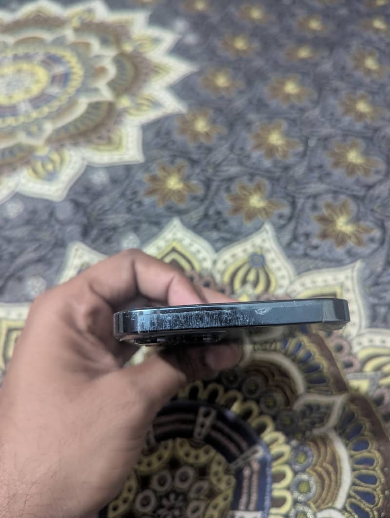 Apple iPhone 12 Pro Max 3