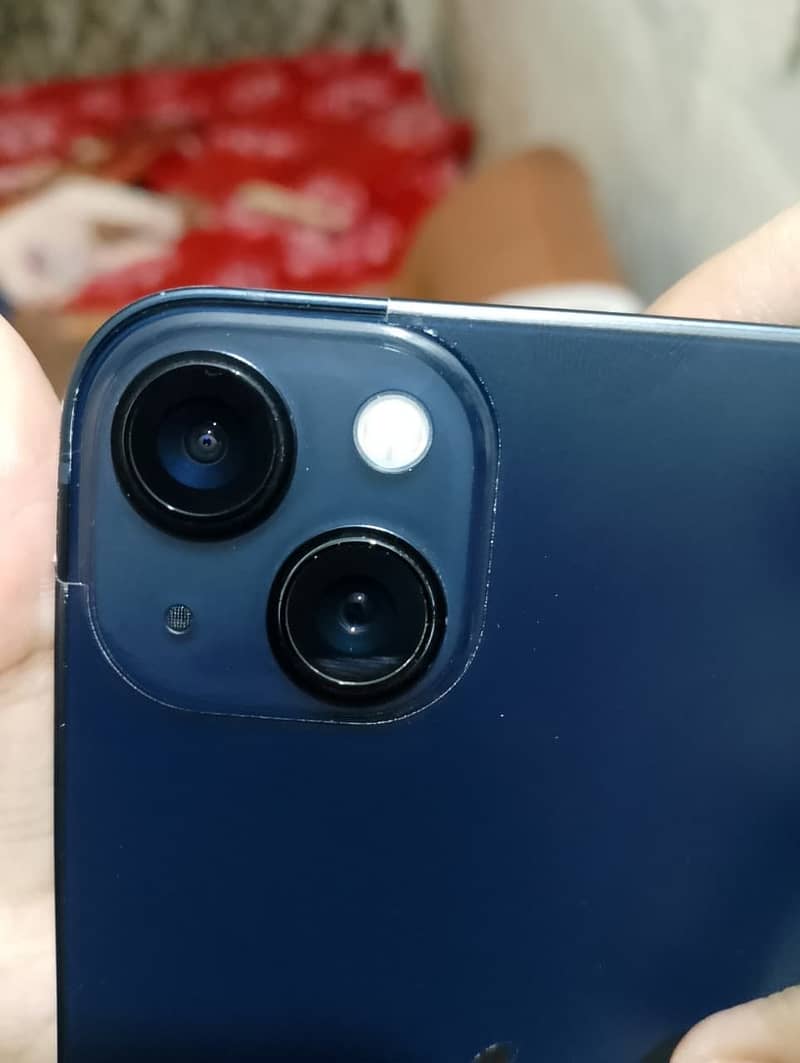 Apple iPhone 13 5