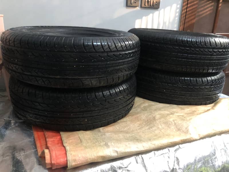175/70R13 3