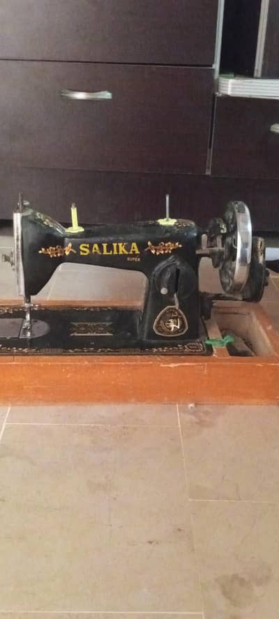 2month use only sewing machine