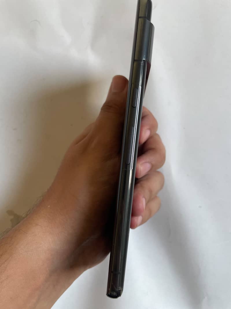 Google Pixel 7 Pro 6