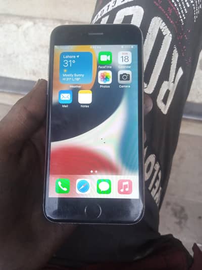 Apple iPhone 6S