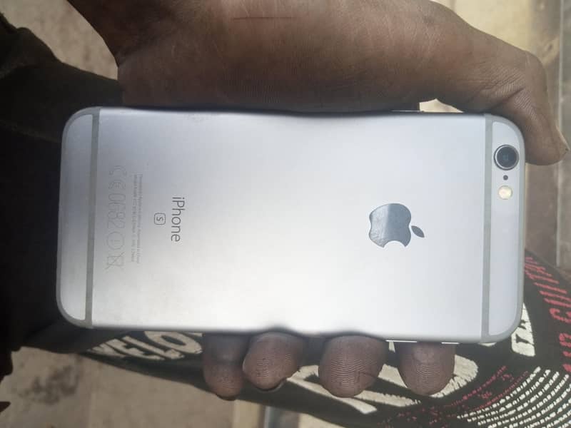 Apple iPhone 6S 2