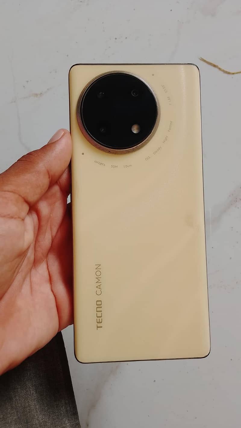 Tecno CAMON 30S 3