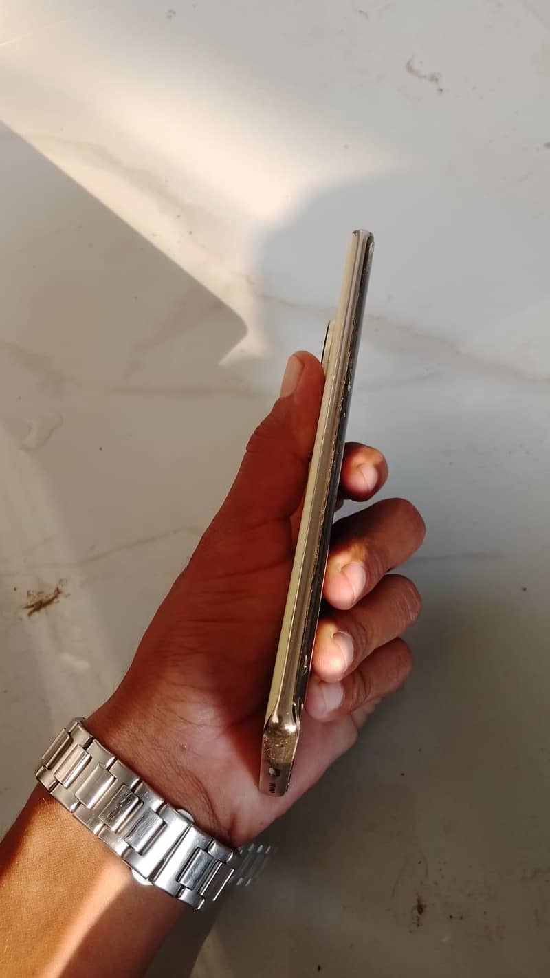 Tecno CAMON 30S 5