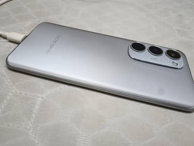 Tecno Spark 40 Pro Plus 8+8GB 256GB with more than 8mnths warranty