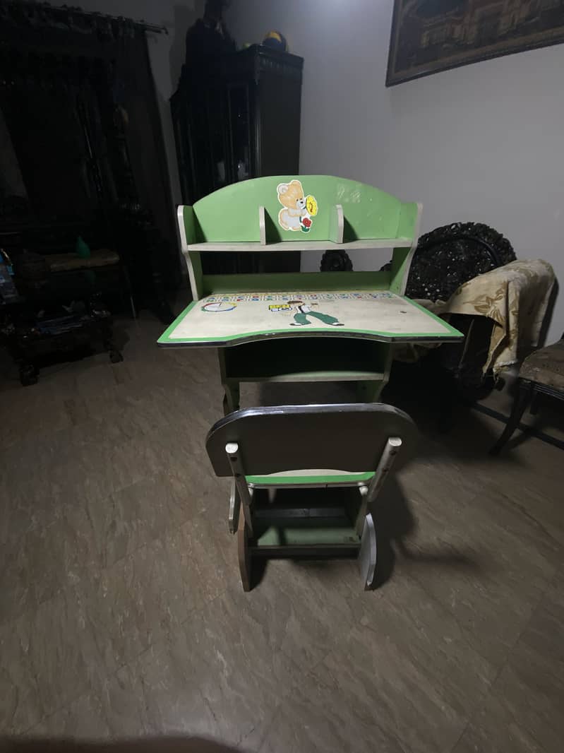 Kids study table 2