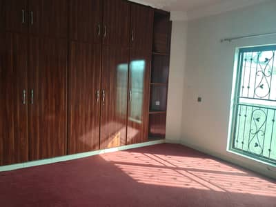Beautifull Portion for rent Vip location Second floor