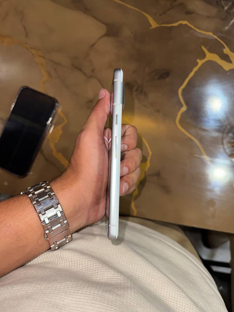 Google Pixel 7 2