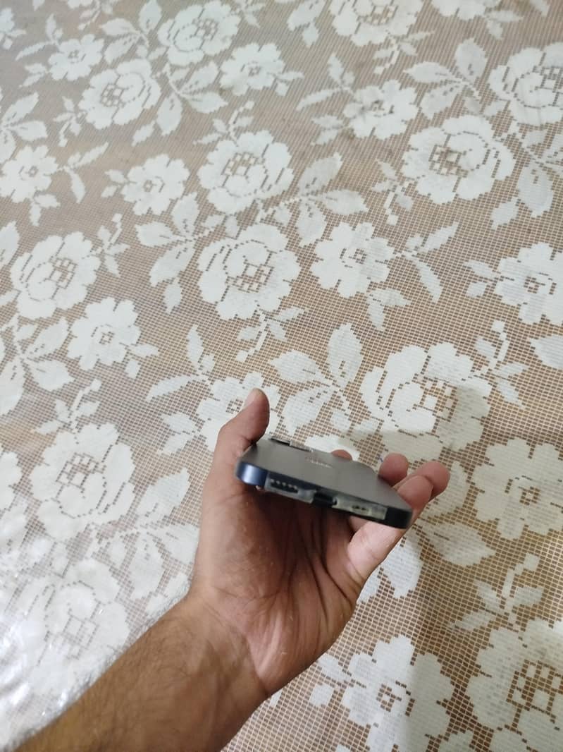 Apple iPhone 12 6