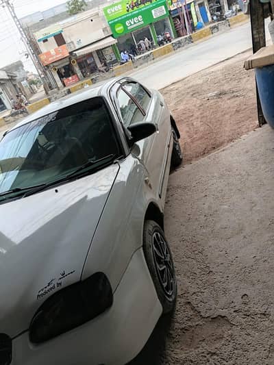 Suzuki Baleno 2004