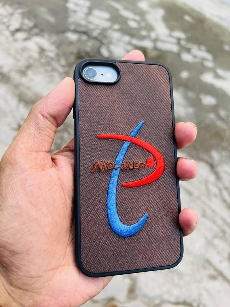 Apple iPhone 8 0