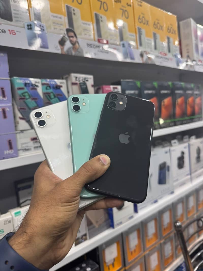 Apple iPhone 11 0