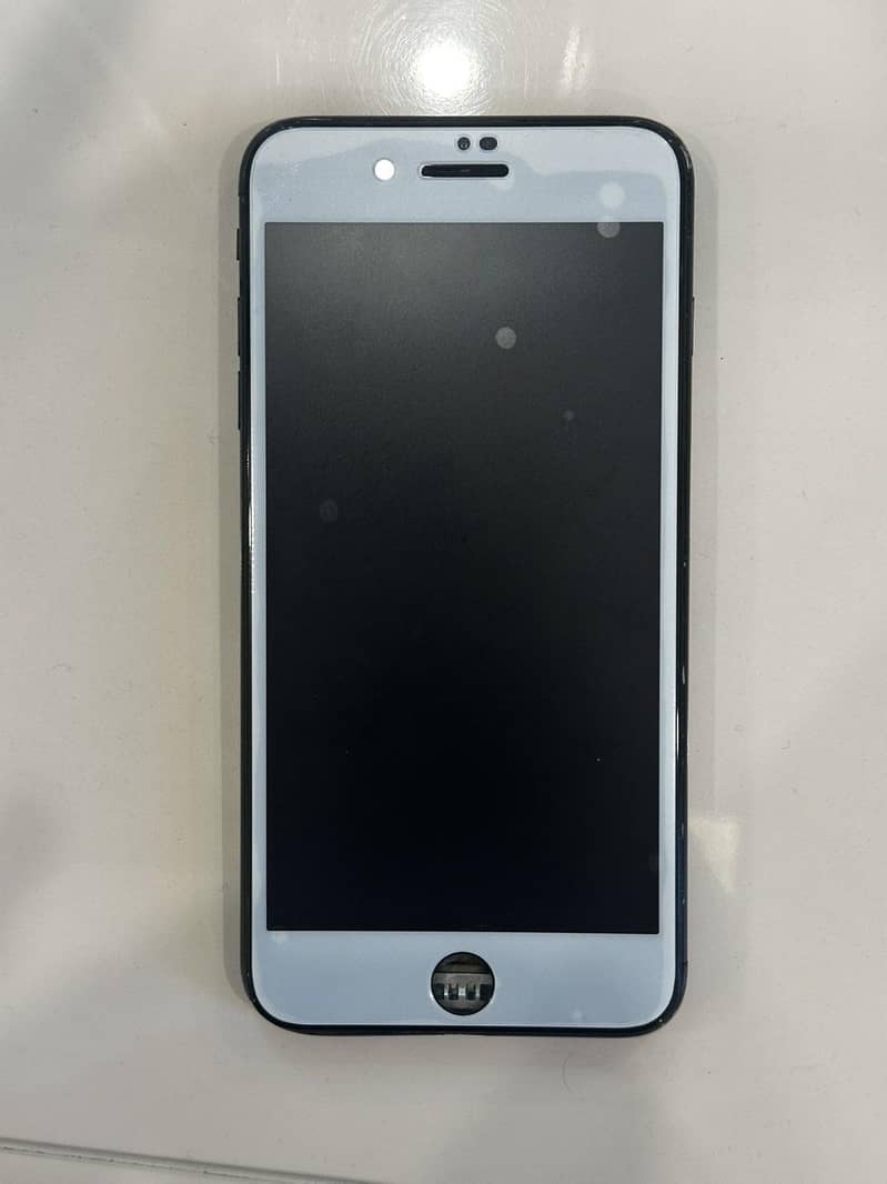 Apple iPhone 7 Plus 1