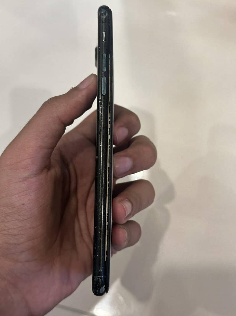 Apple iPhone 7 Plus 5