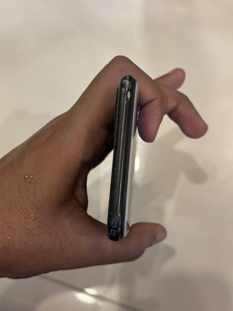 Apple iPhone 7 Plus 6
