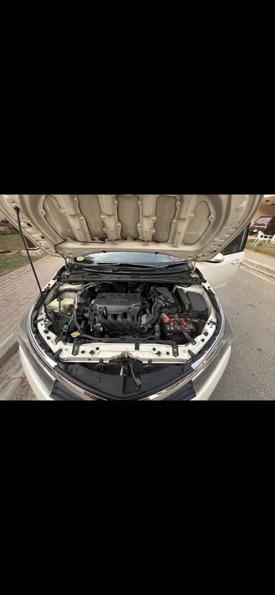 Toyota Corolla GLi 2014 – White for sale