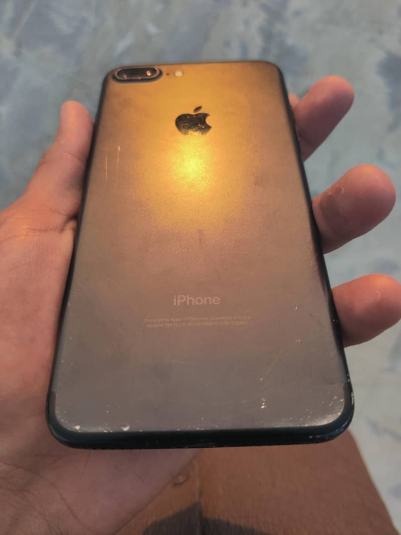 Apple iPhone 7 Plus (Pta Approved) 3