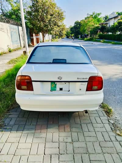 Suzuki Baleno 2001