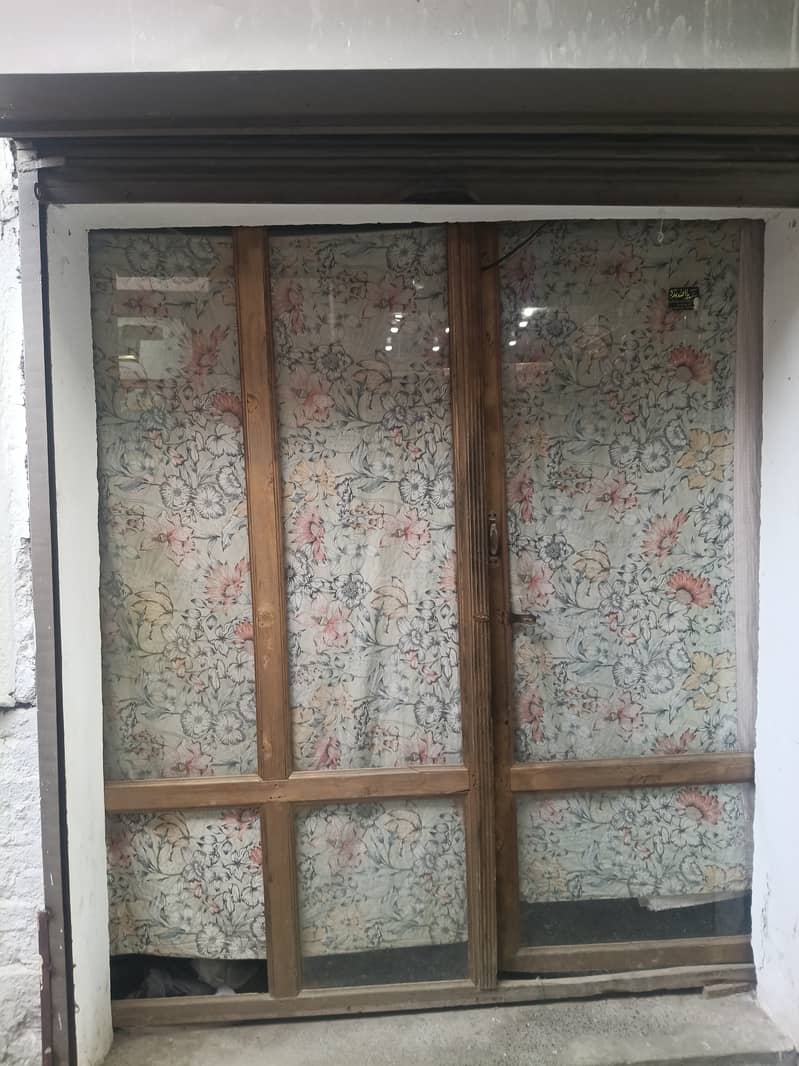 Shop frame 1