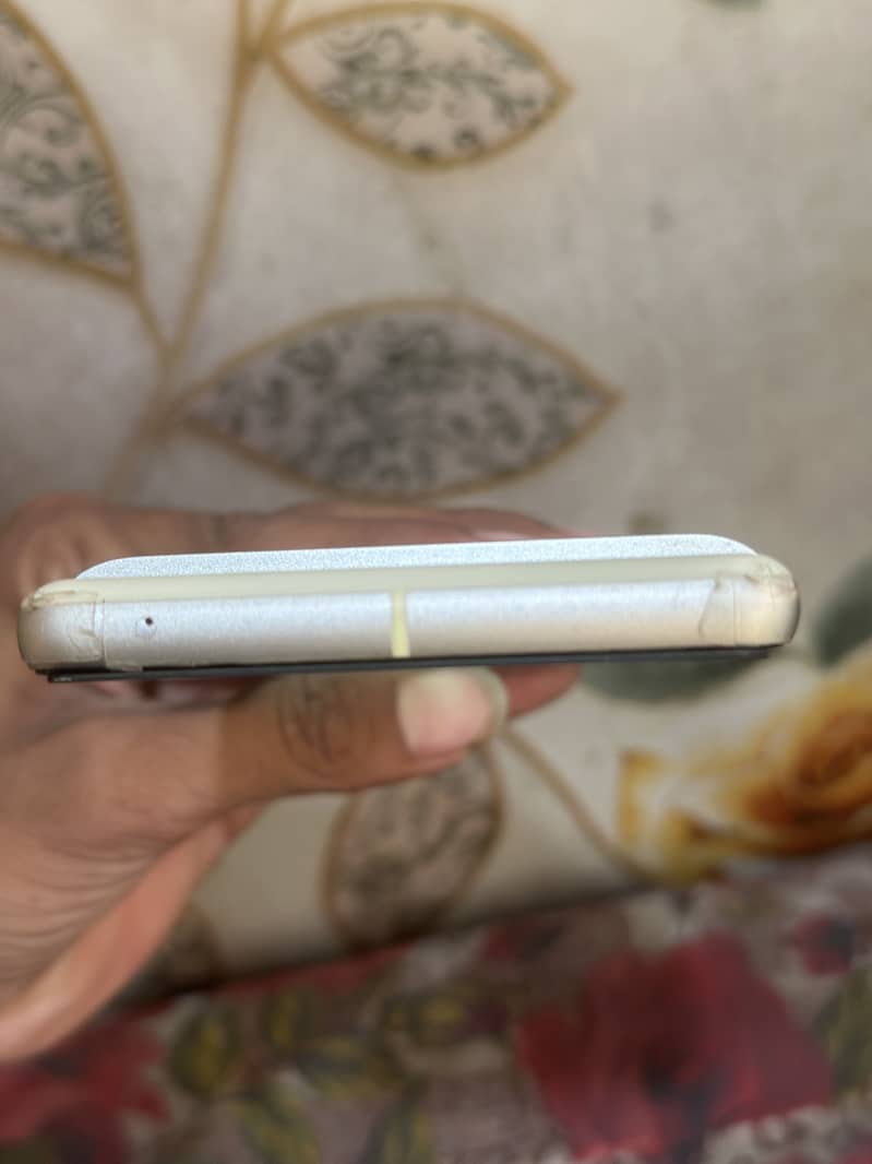 Google Pixel 7 2