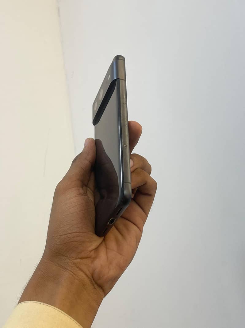 Google Pixel 8 1