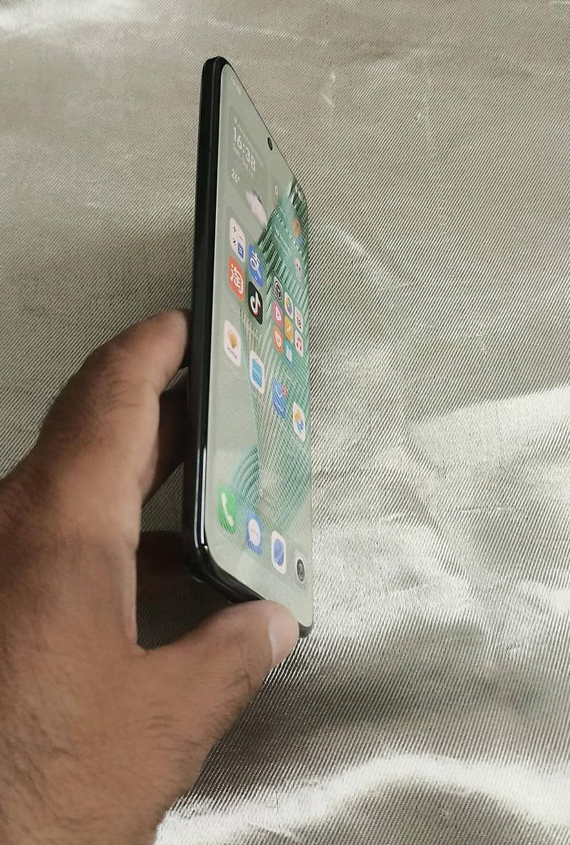 Honor Magic 5 3