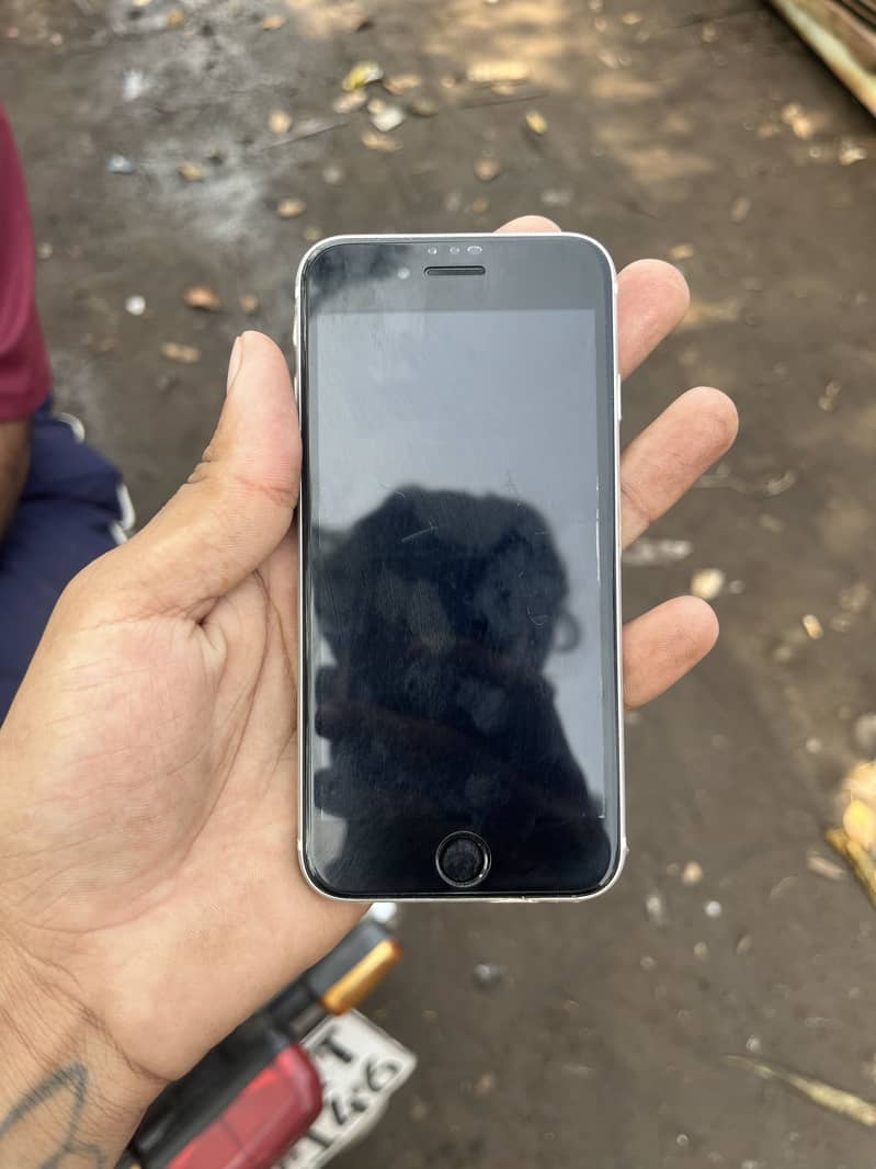 Apple iPhone SE 2