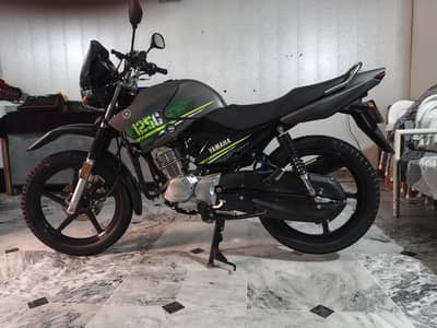 Antique Ybr G special edition matte grey bike