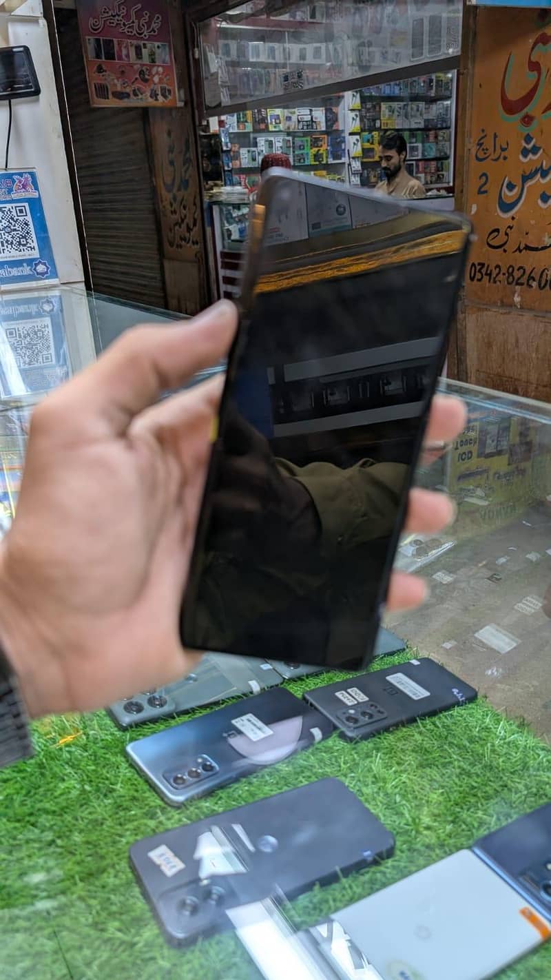 One Plus 8 Pro 4
