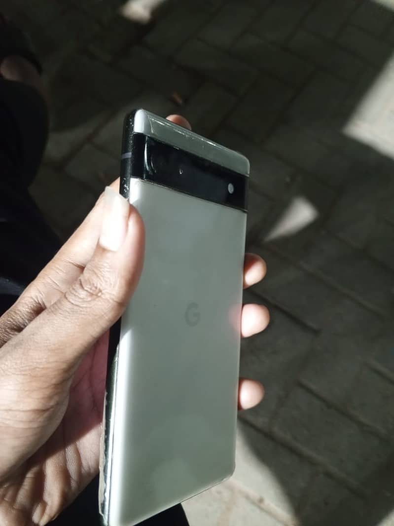 Google Pixel 6a 3
