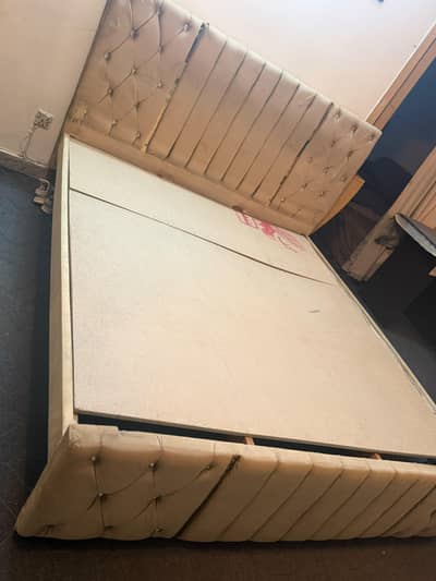 bed for sale with and without mattress