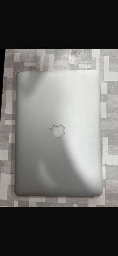 MacBook Pro 15-inch Mid 2014-Core i7 Quad Core 2.8GHz/16GB Ram/1TB SSD