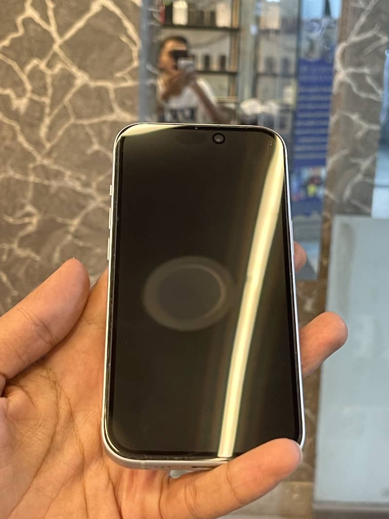 Apple iPhone 15 0