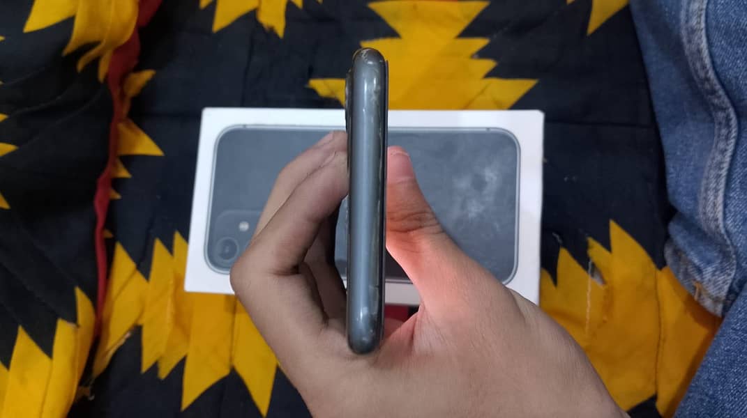 Apple iPhone 11 1
