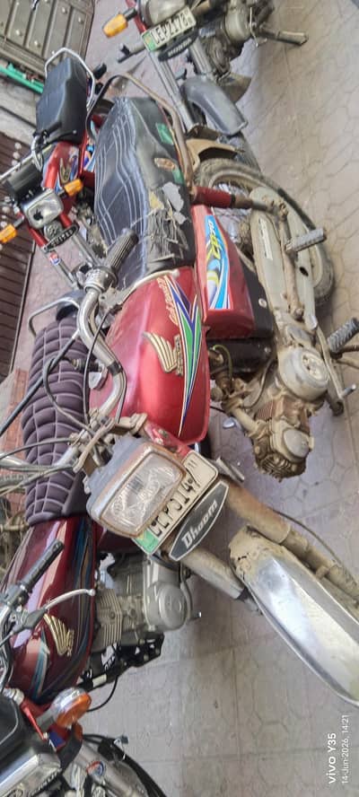 dhoom bike