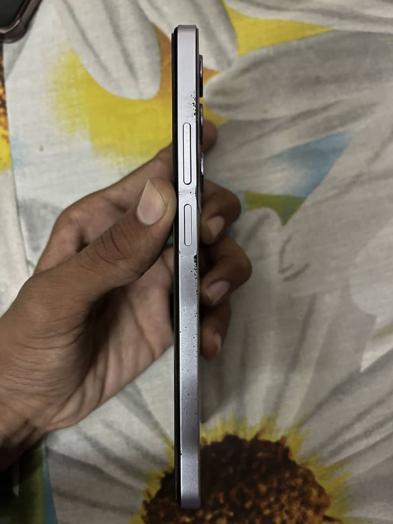 Realme C65 2