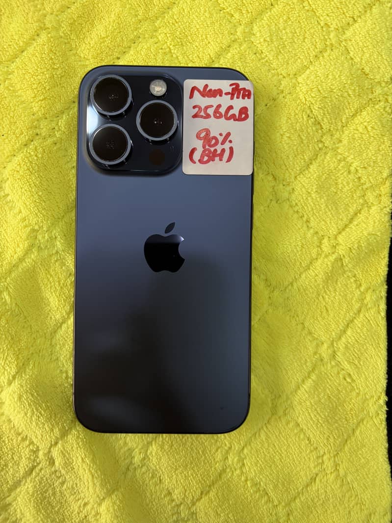 Apple iPhone 15 Pro 0