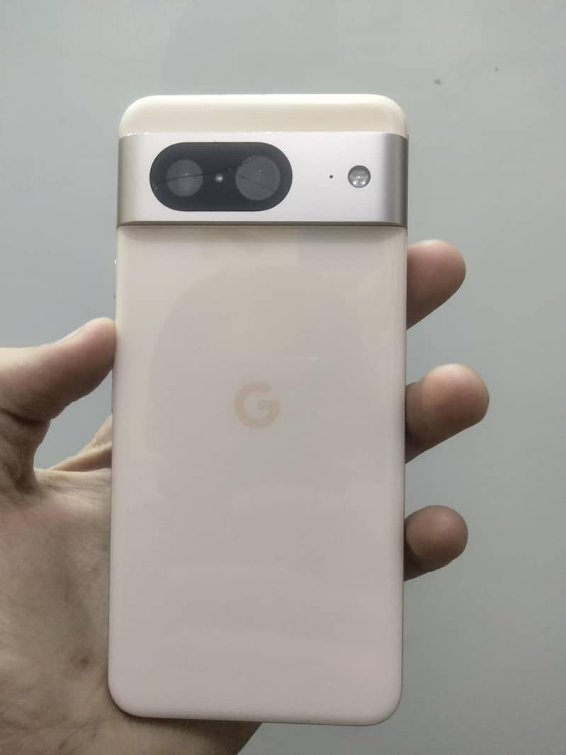 Google Pixel 8 1
