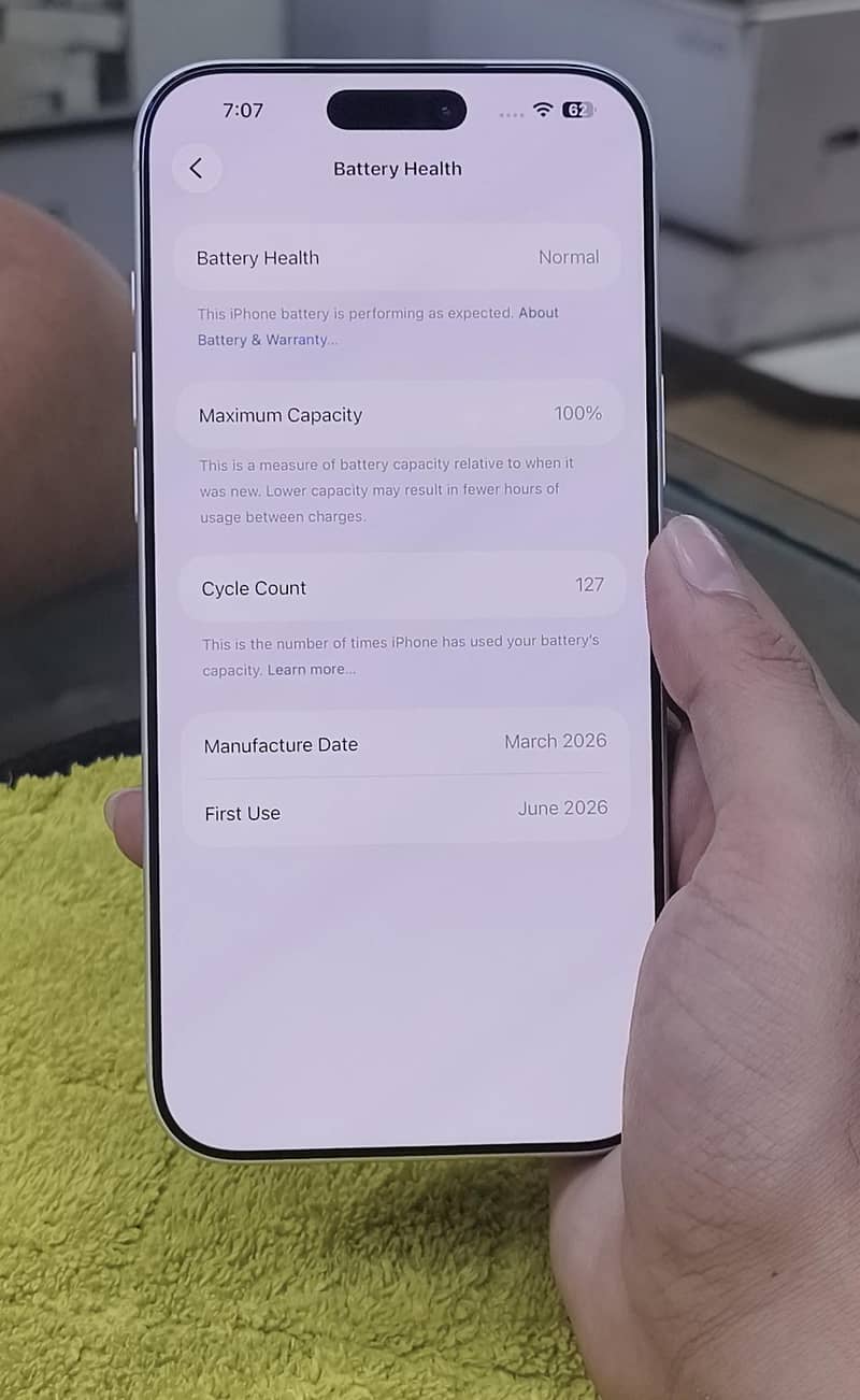 Apple iPhone 17 Pro Max 2