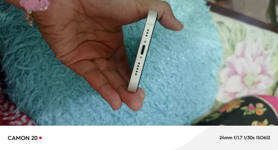 Apple iPhone 12 2