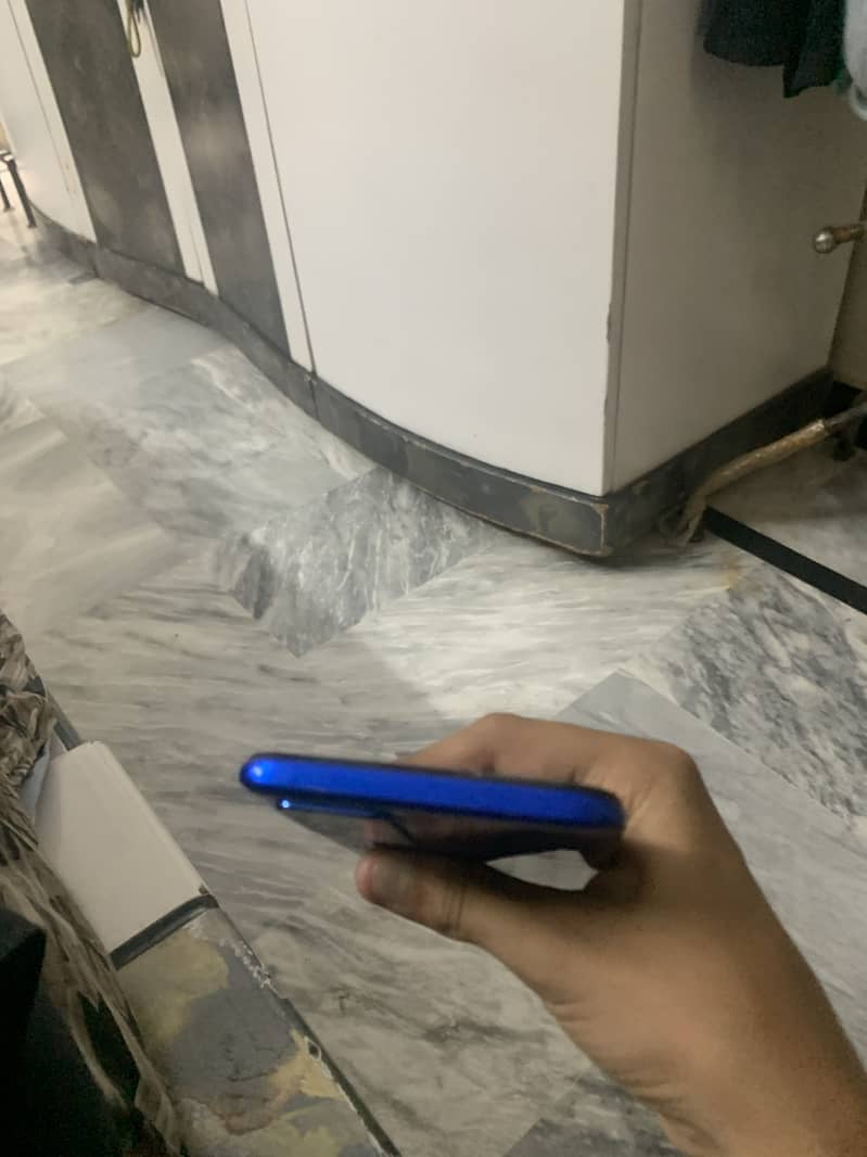 OPPO A54 4