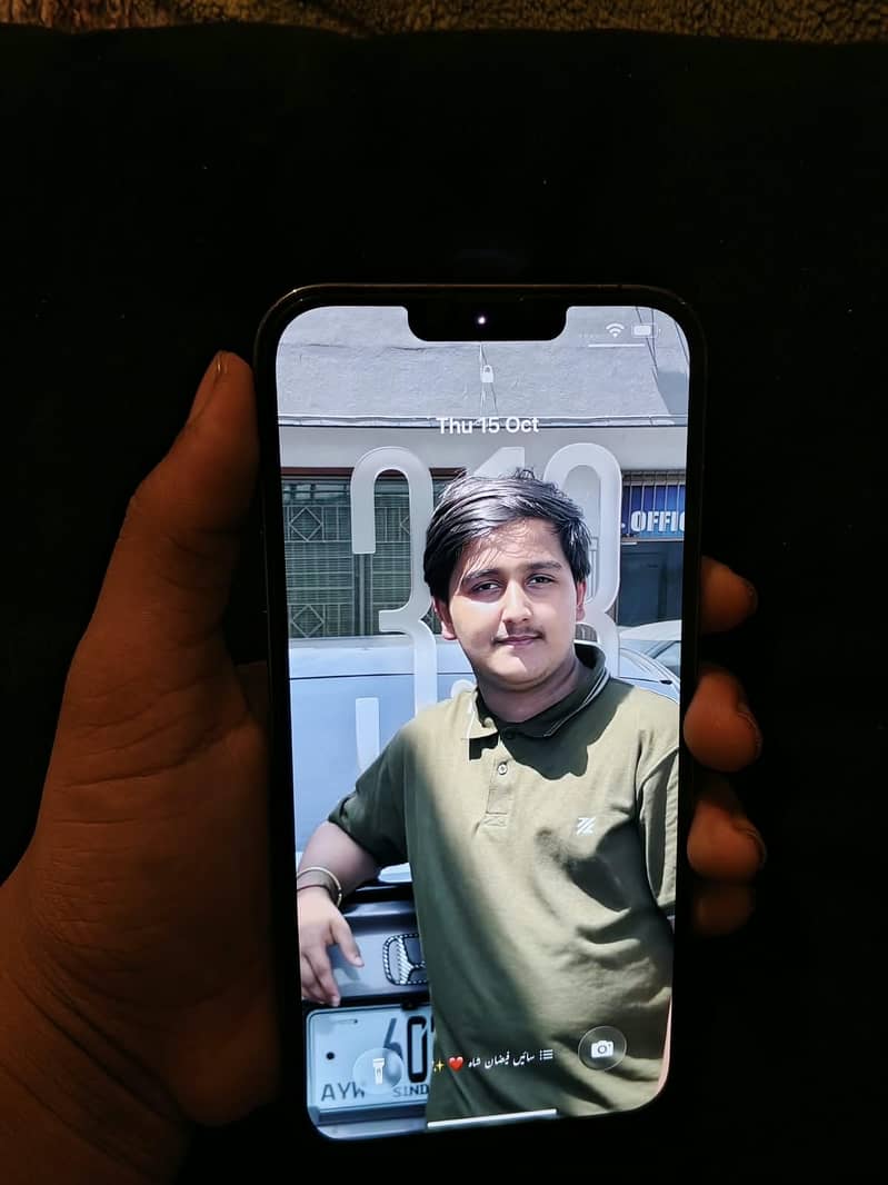Apple iPhone 13 Pro Max 4