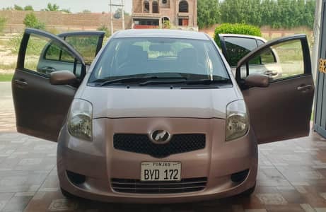 Toyota Vitz 2012