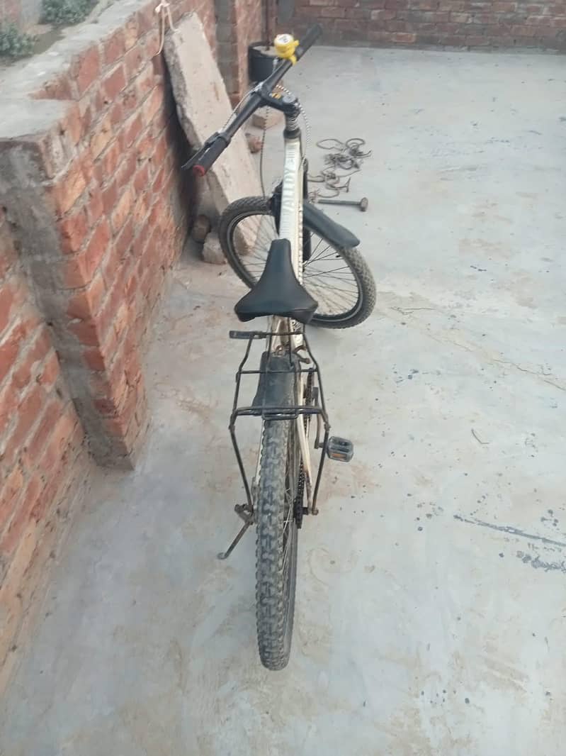bicycle second hand 1
