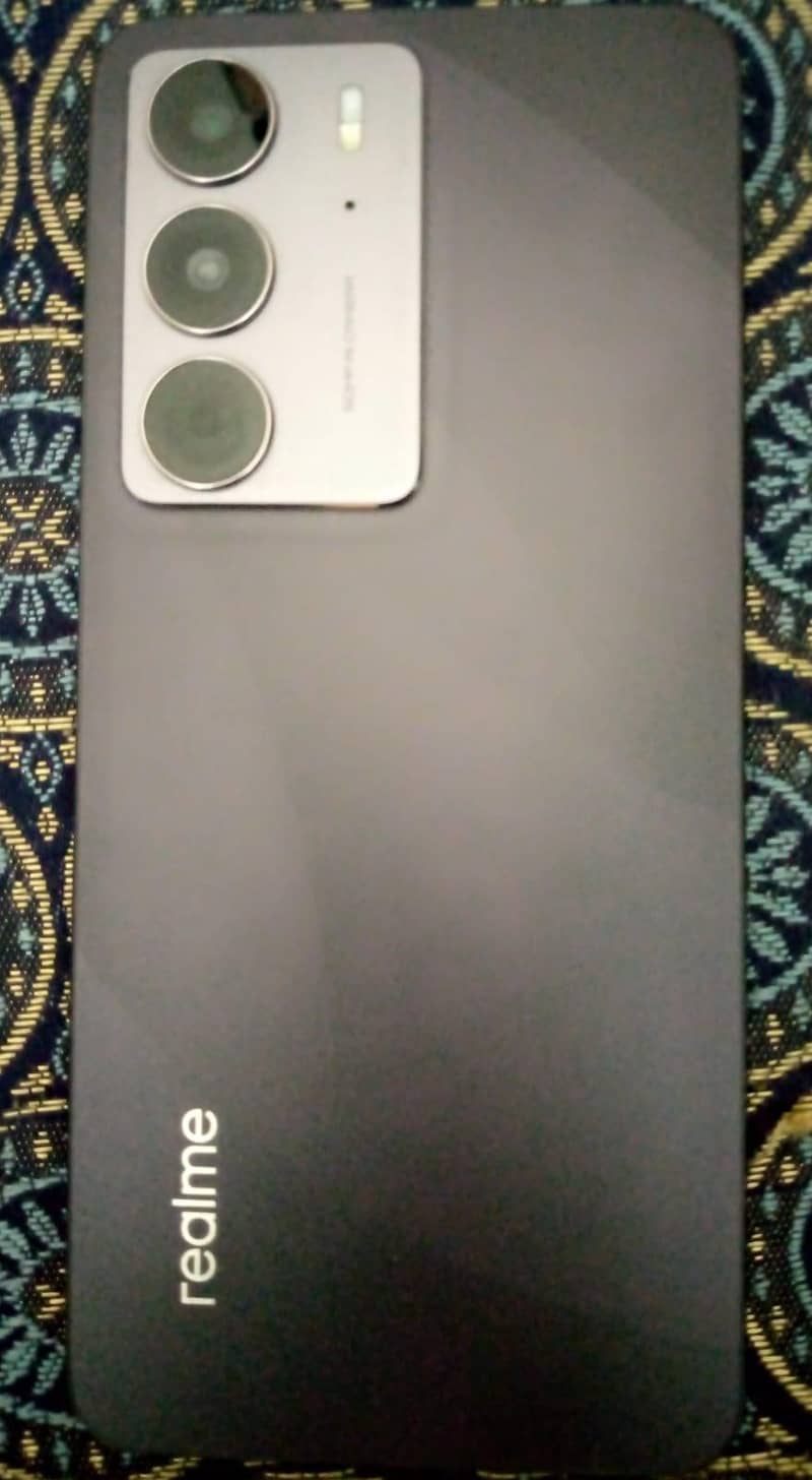 Realme C75 0