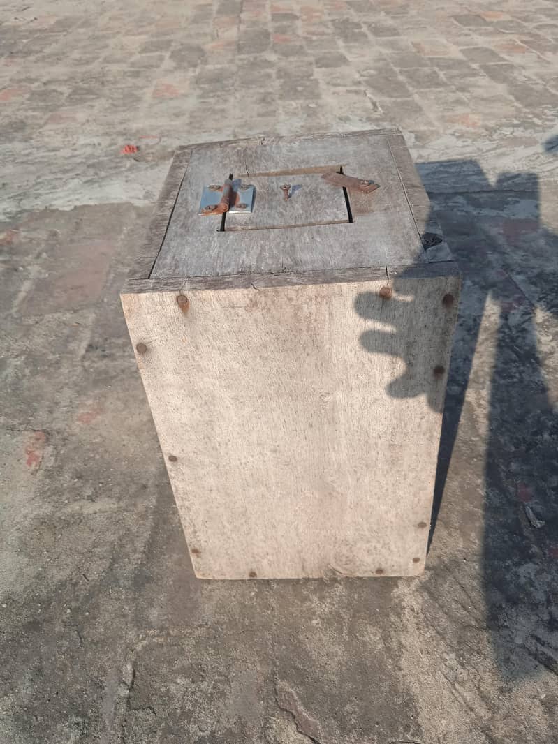 Nesting Box 2