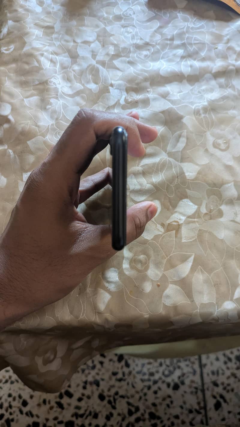 Apple iPhone SE 4